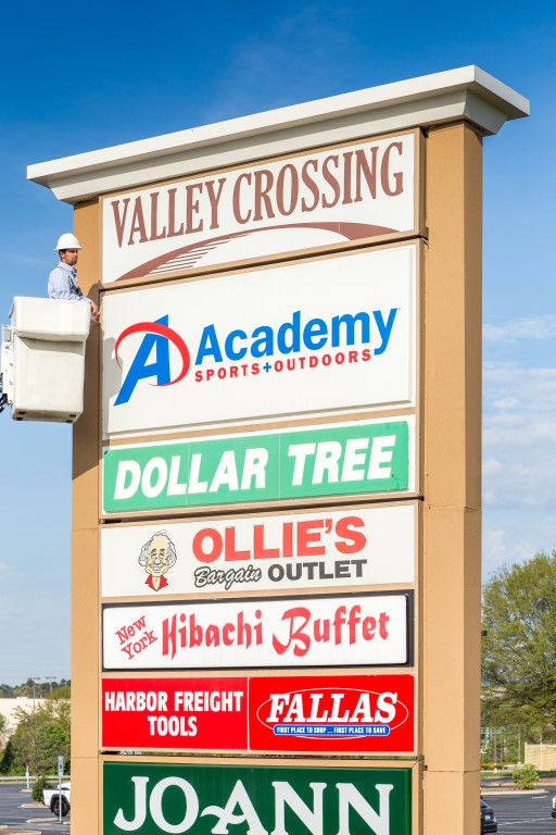 Valley Crossing Shopping (4) (Medium)